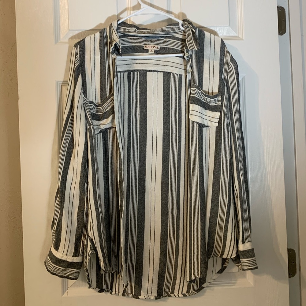 Merona Button down shirt